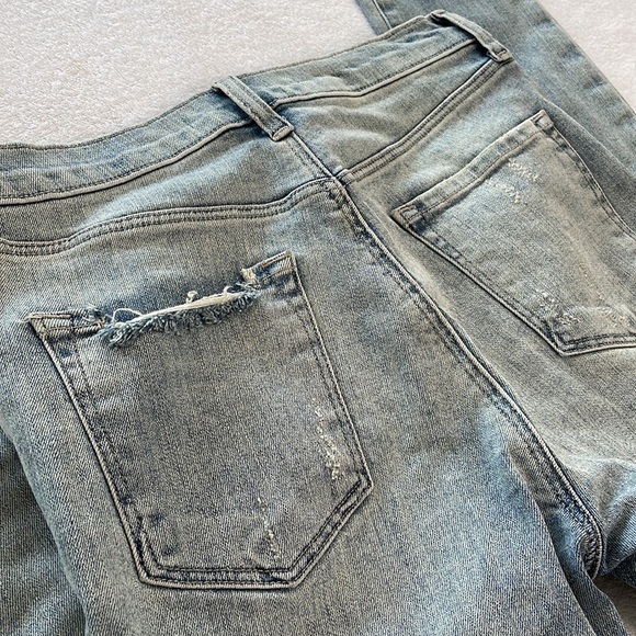 J Brand Distressed Skinny jean with Raw hem women’s size 27 - Picture 8 of 10